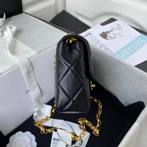 NewStyle CHANEL FLAP BAG 561 - Image 5