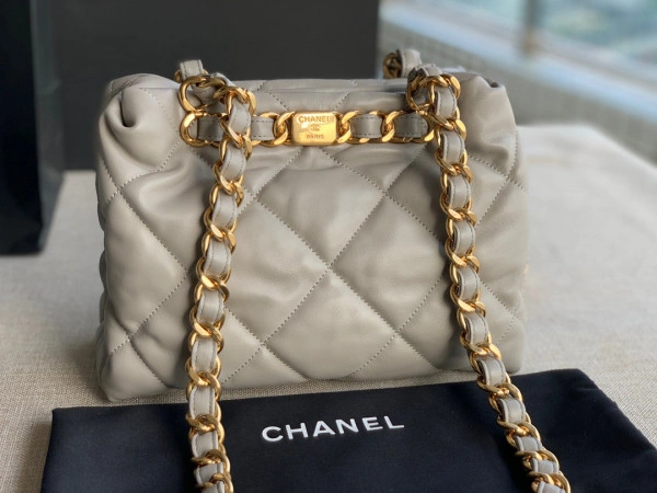 DailyWear CHANEL SMALL TOTE 1147 - Image 3