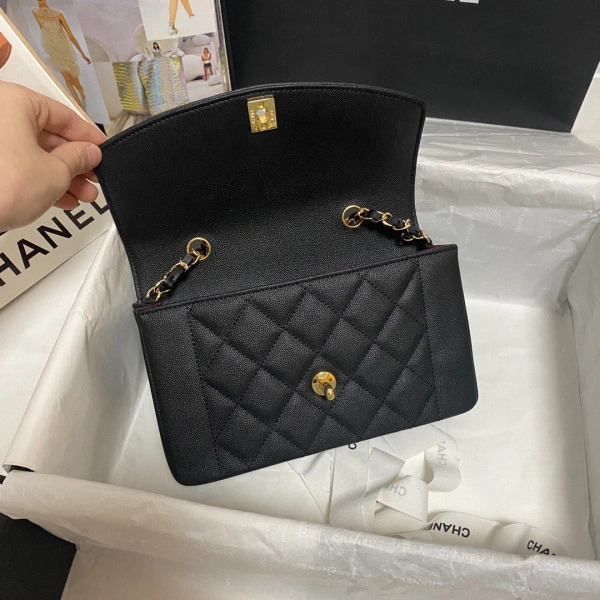 CHANEL FLAP BAG Comfortable 607 - Image 7