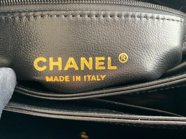 Affordable CHANEL FLAP BAG 456 - Image 10