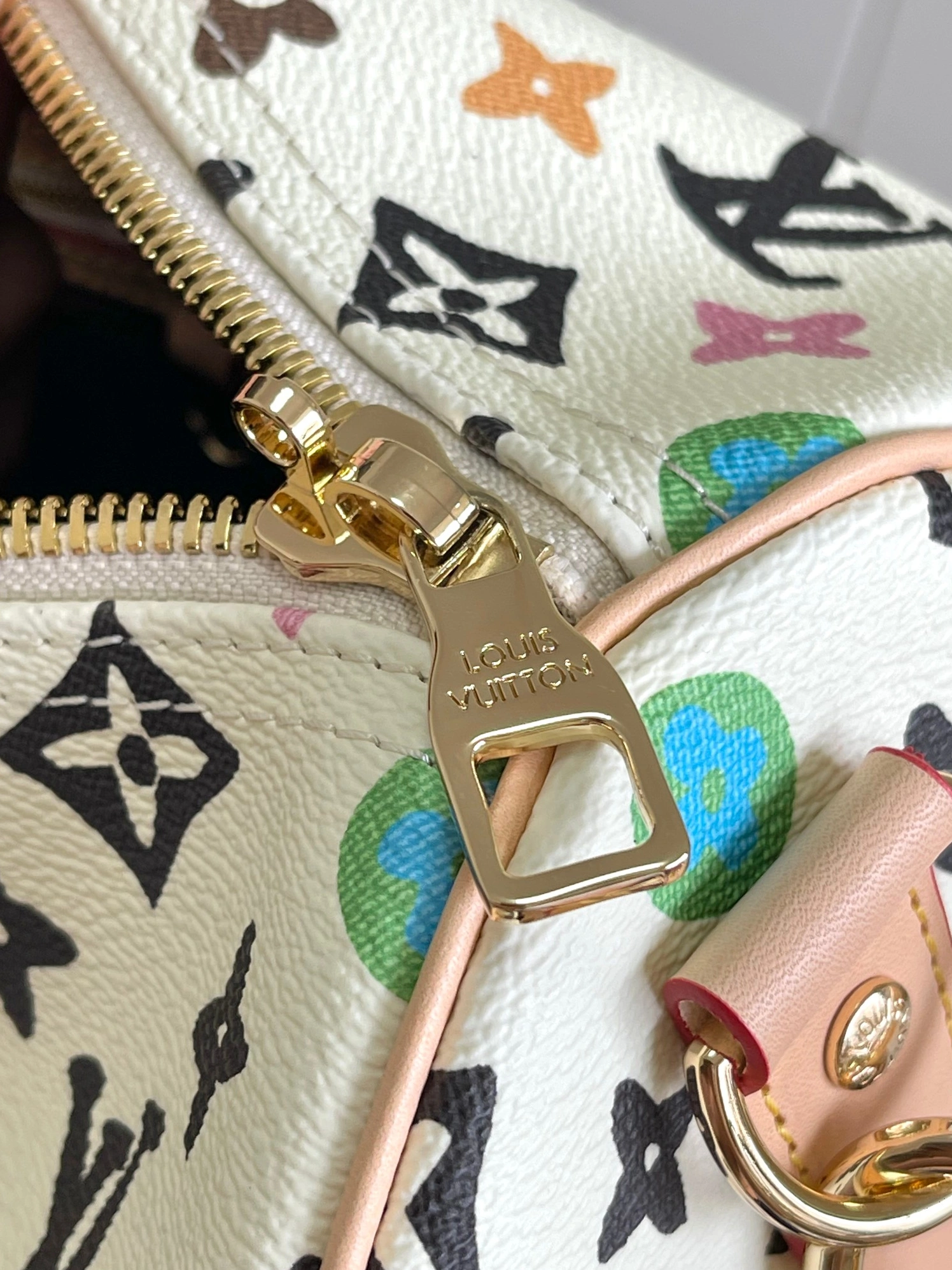 AllSeason 3791 Louis Vuitton Travel Bags - Image 7