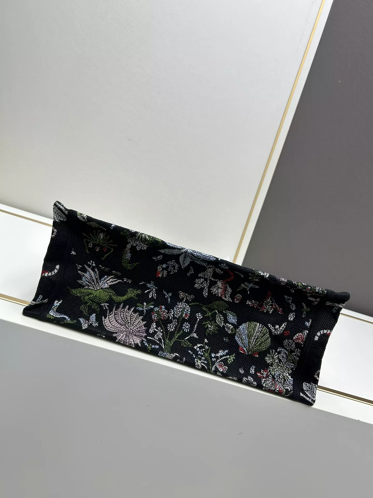 AllSeason 4956 Christian Dior AAA Quality Tote-Handbags For Women - Image 5