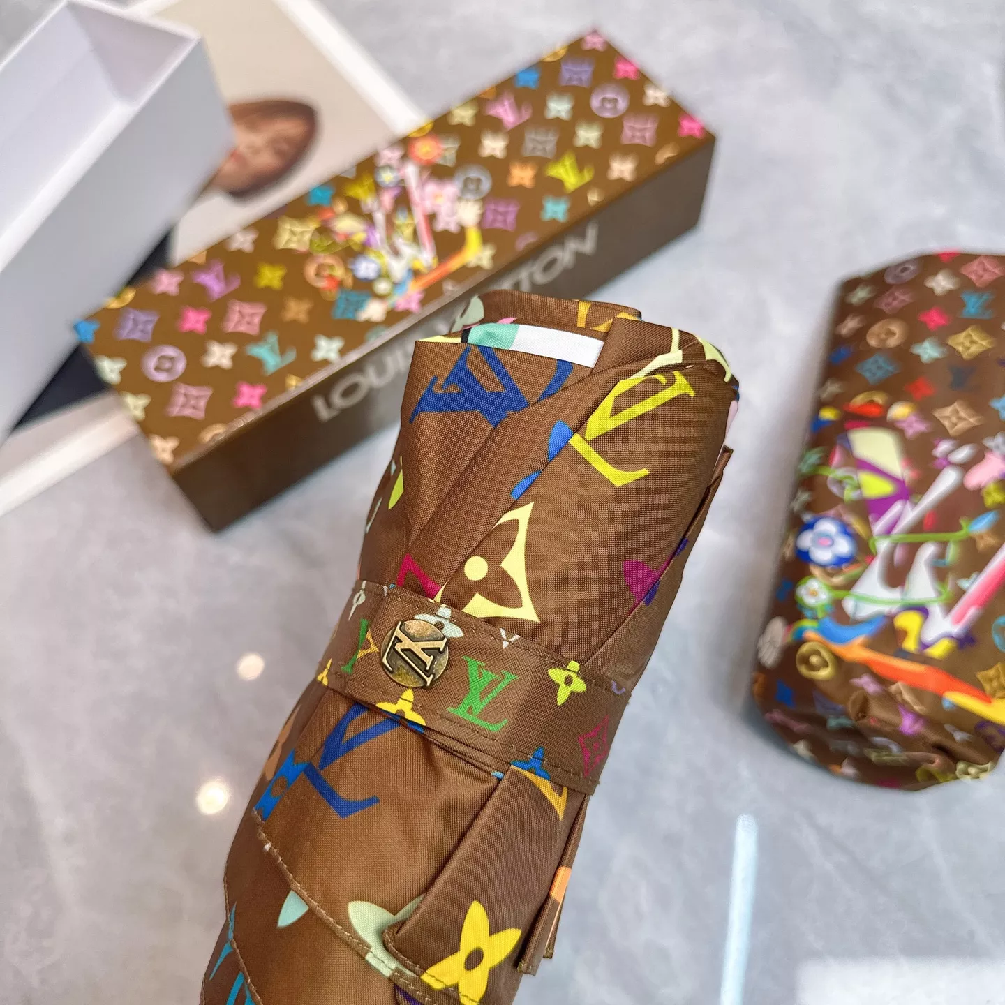 Bold 2363 Louis Vuitton Umbrellas - Image 8