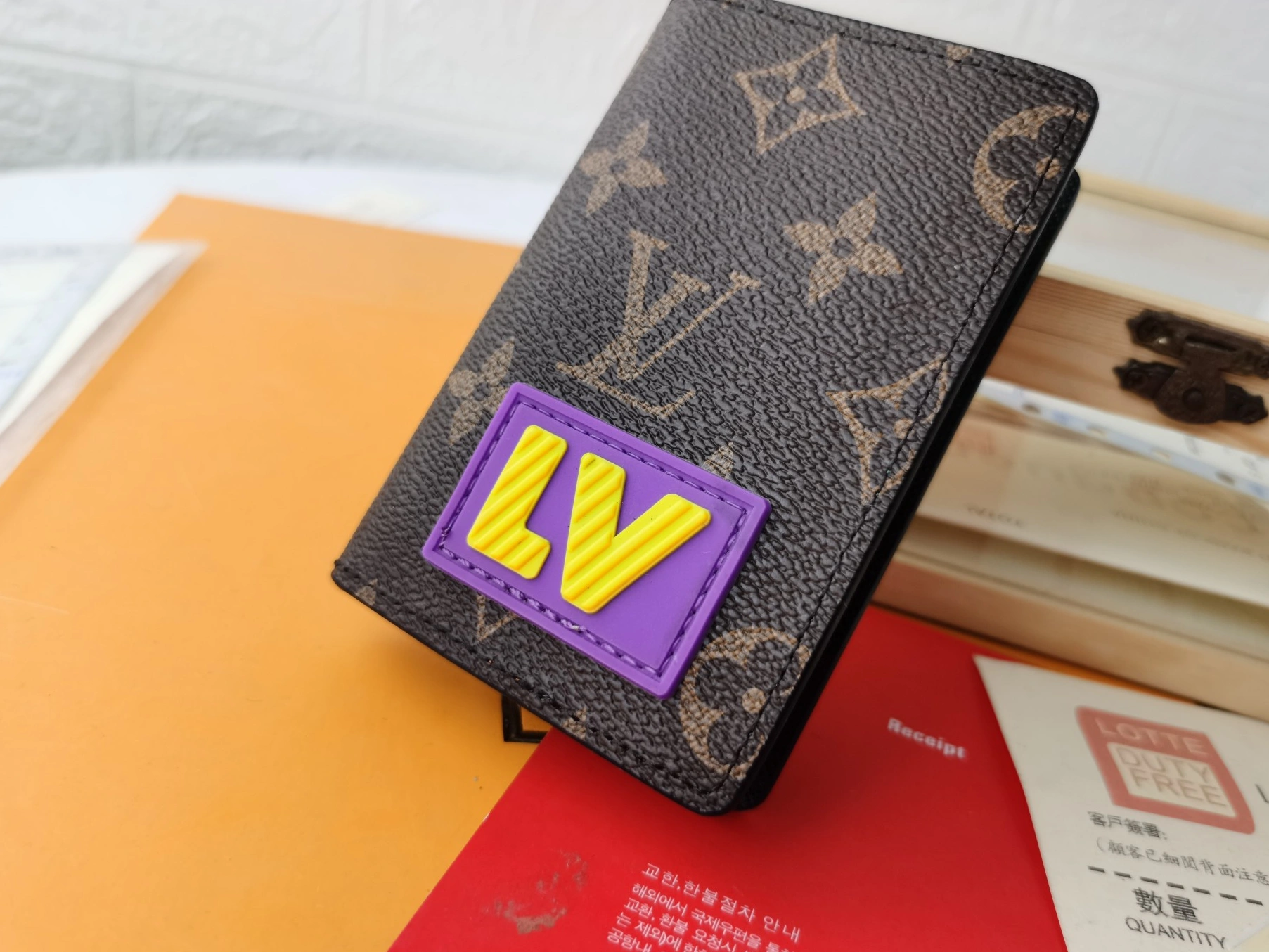 Bold 4460 Louis Vuitton LV Card Case For Unisex - Image 5