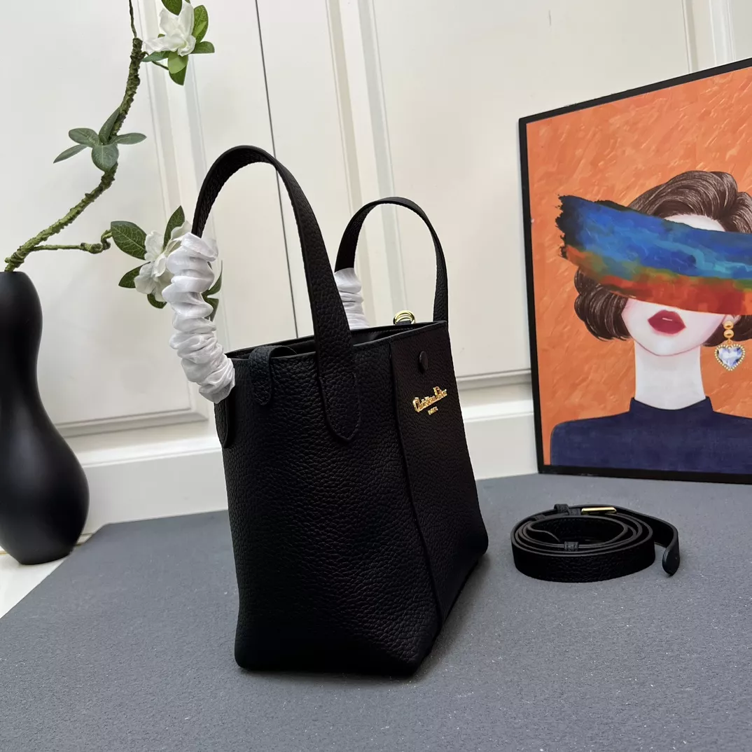 Bold 5361 Christian Dior AAA Quality Handbags For Women - Image 4