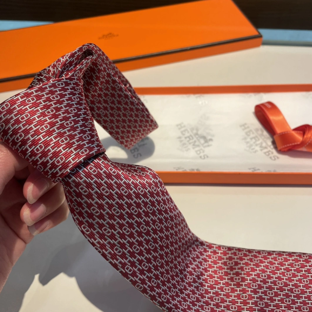 Bold 602 Hermes Necktie For Men - Image 3