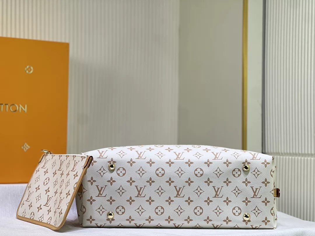 Breathable 4056 Louis Vuitton AAA Quality Shoulder Bags For Women - Image 7