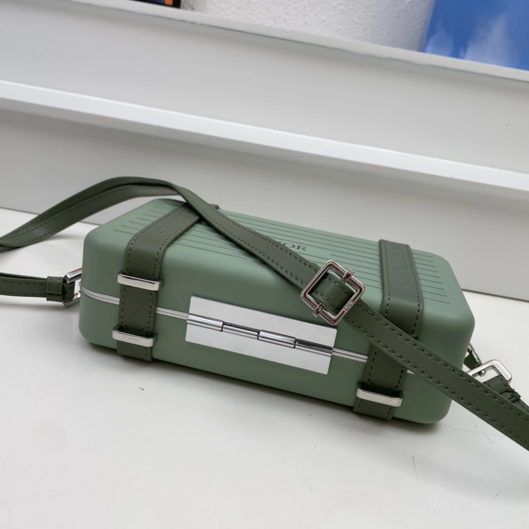 Breathable 6043 Christian Dior AAA Quality Messenger Bags For Women - Image 7