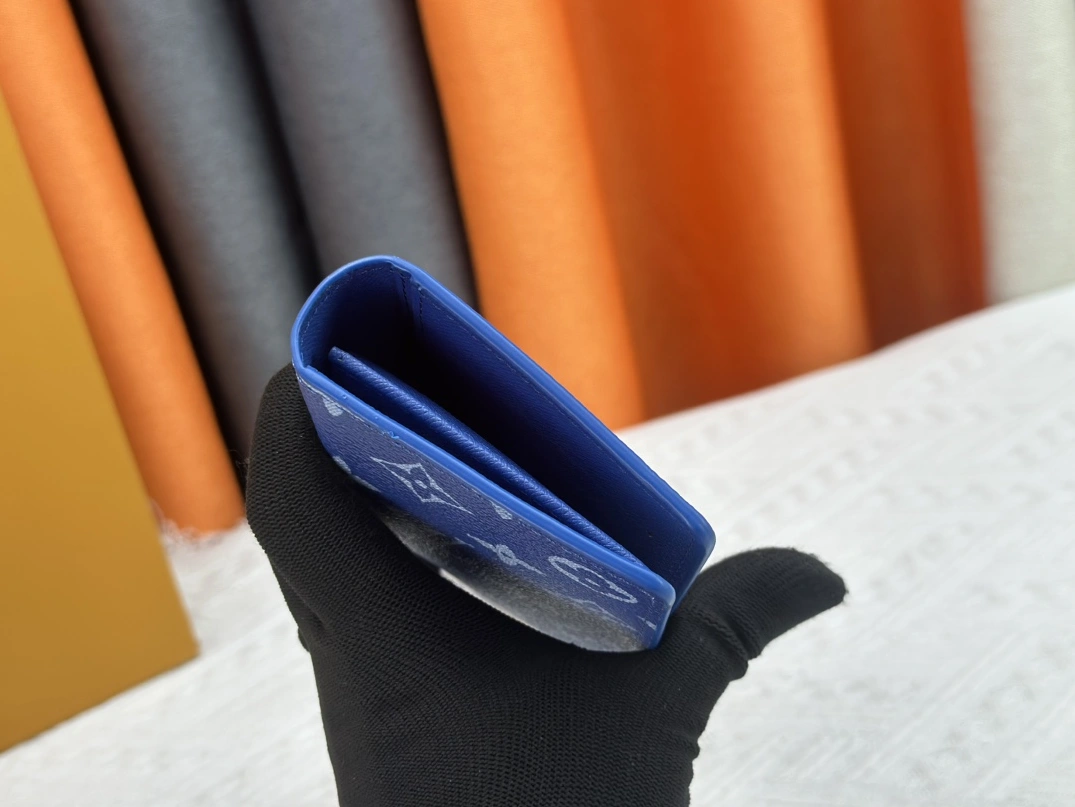 Breathable 9202 Louis Vuitton LV Card Case - Image 6