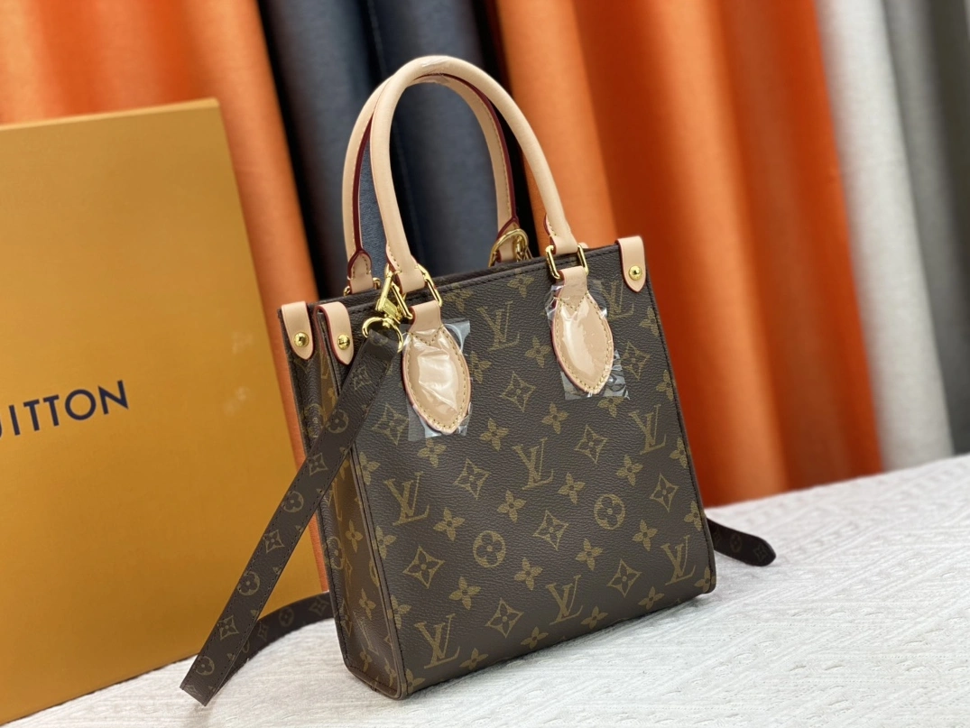 Breathable 9680 Louis Vuitton AAA Quality Handbags For Women