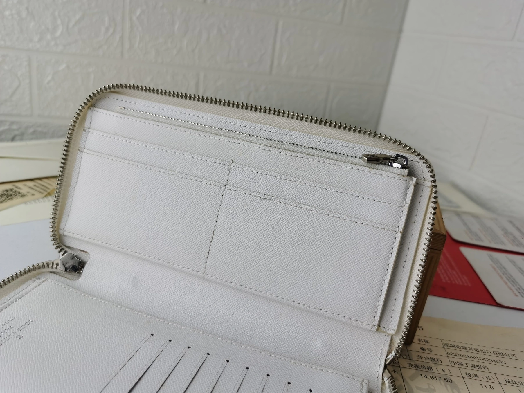 Bright 5667 Louis Vuitton LV Card Case For Unisex - Image 6