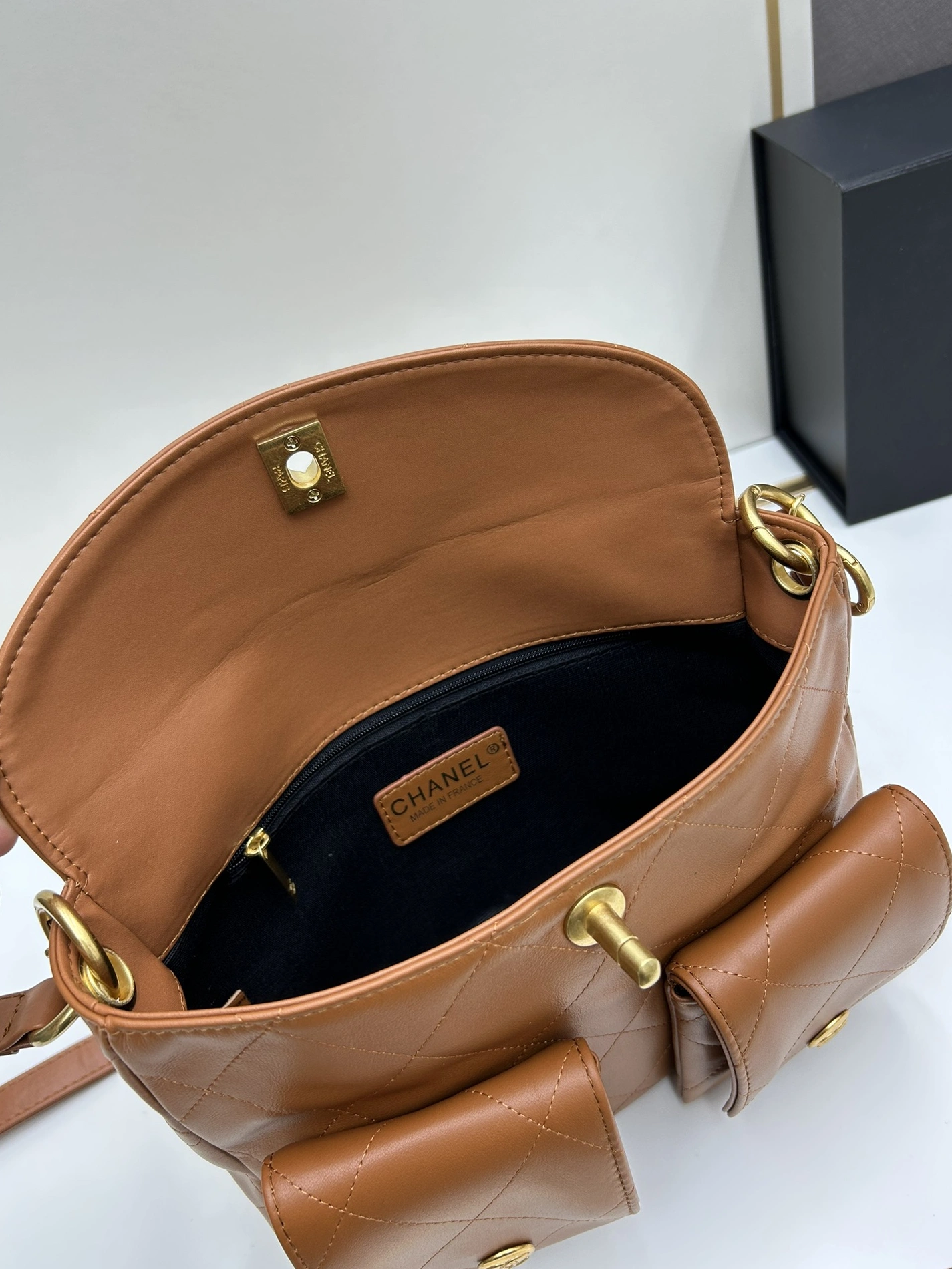 Bright 5828 Chanel AAA Quality Messenger Bags For Women - Image 7