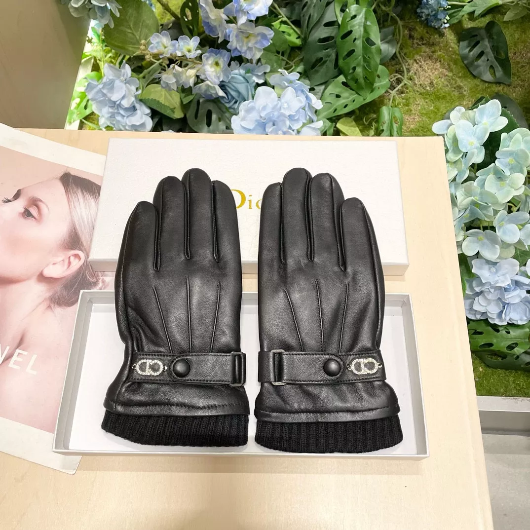 Bright 999 Christian Dior Gloves For Women