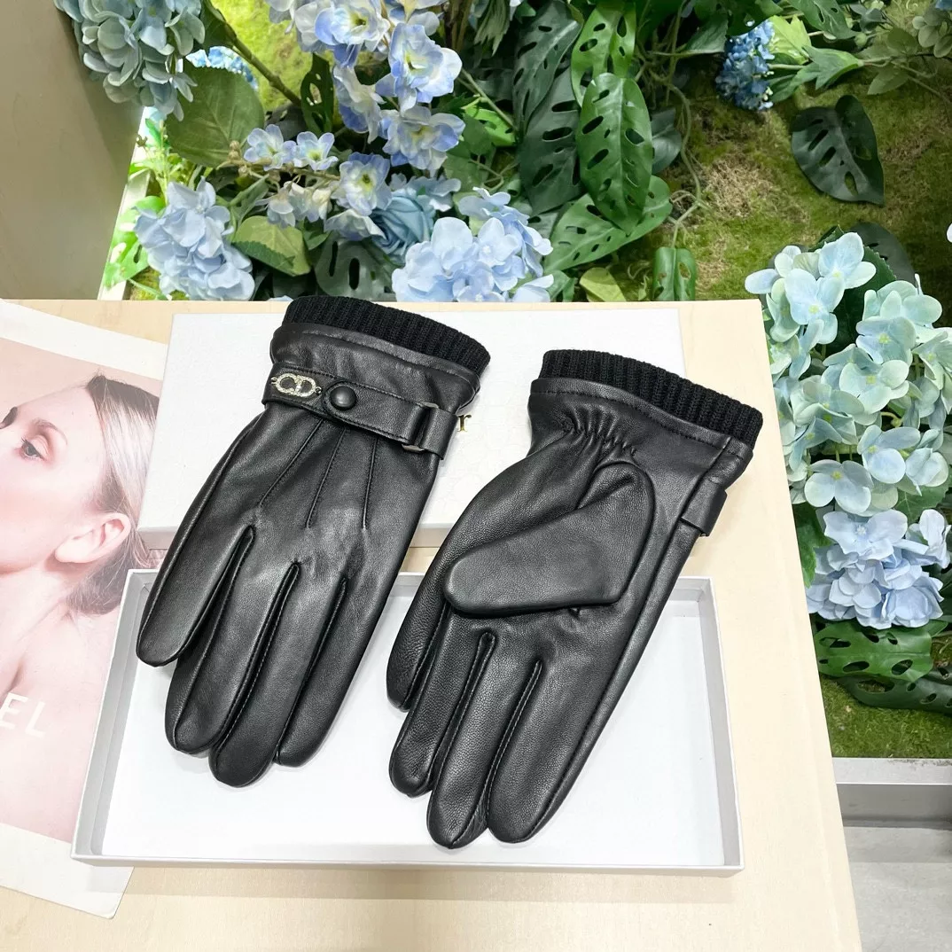 Bright 999 Christian Dior Gloves For Women - Image 4
