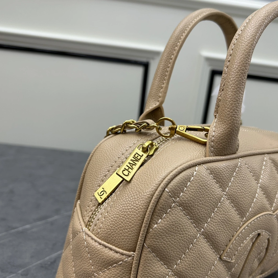 Chanel AAA Quality Handbags For Women AllSeason 1980 - Image 6