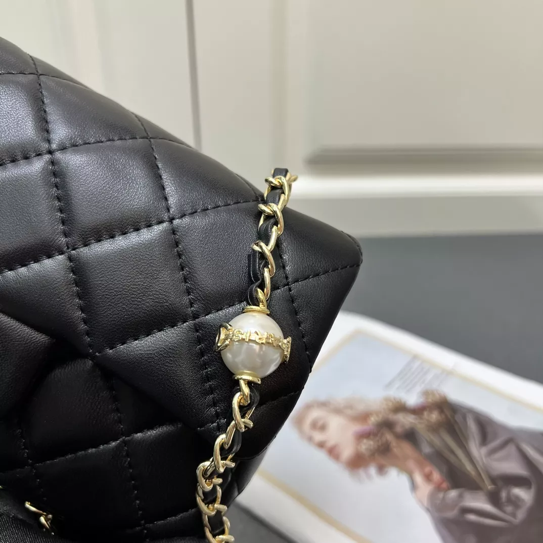 Chanel AAA Quality Messenger Bags For Women Lightweight 5570 - Image 4