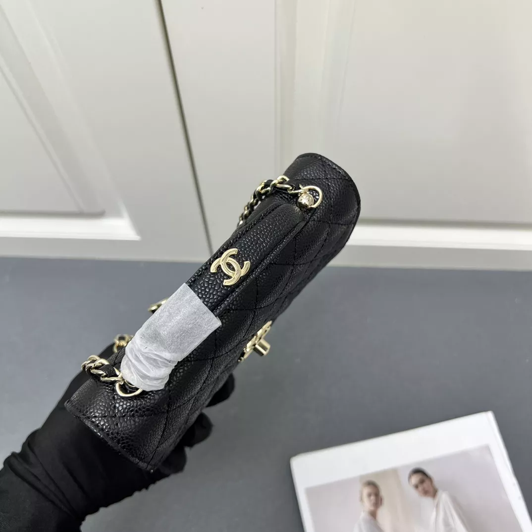 Chanel AAA Quality Messenger Bags For Women Popular 8518 - Image 5