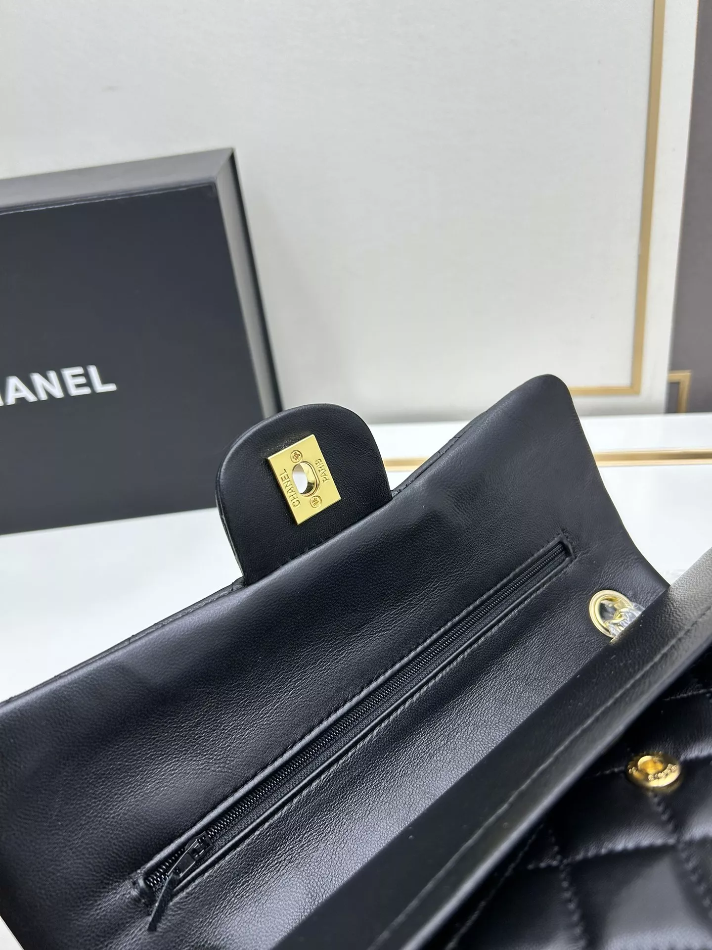 Chanel AAA Quality Shoulder Bags For Women Soft 559 - Image 6