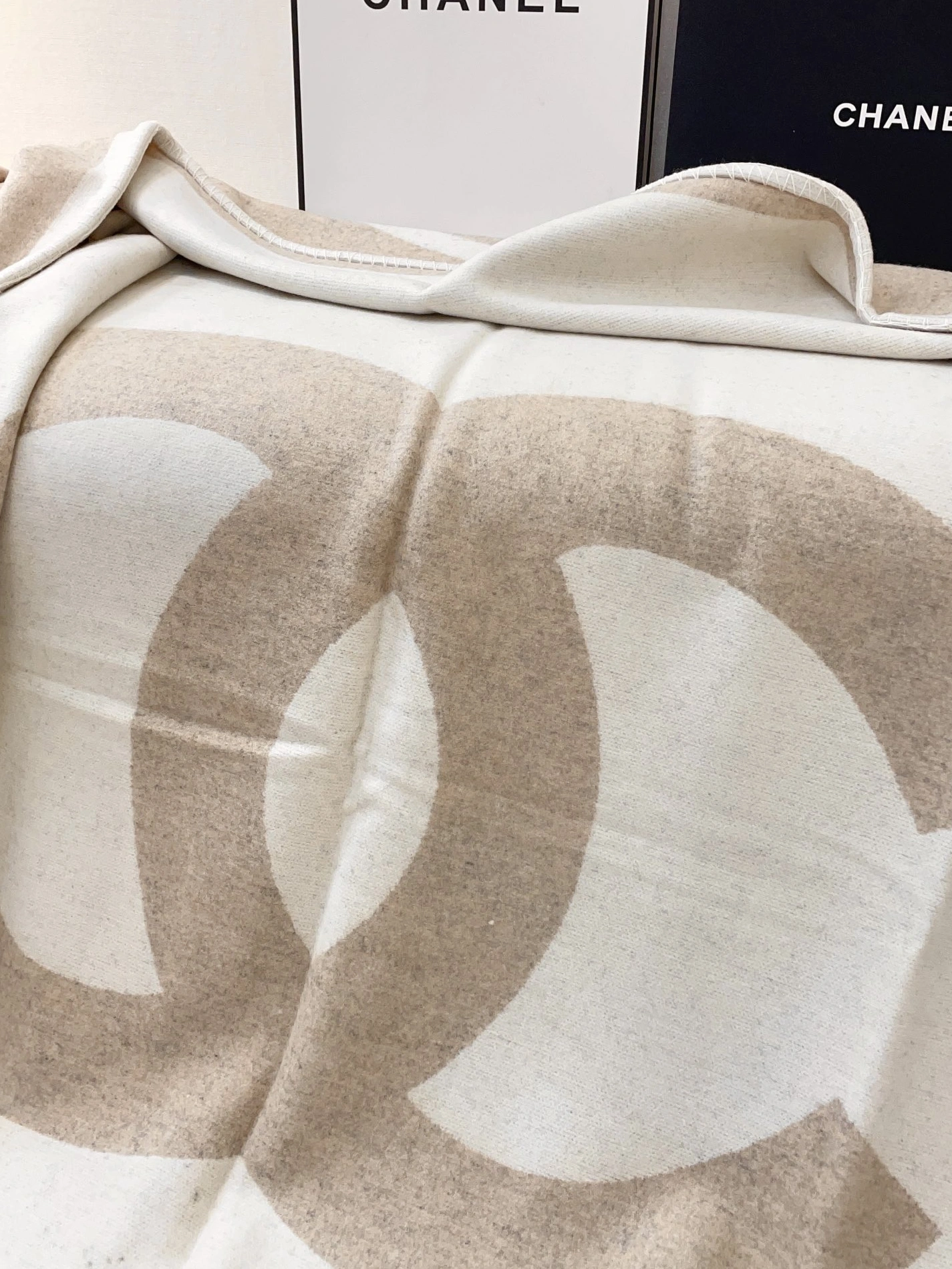 Chanel Blanket SportInspired 4511 - Image 8