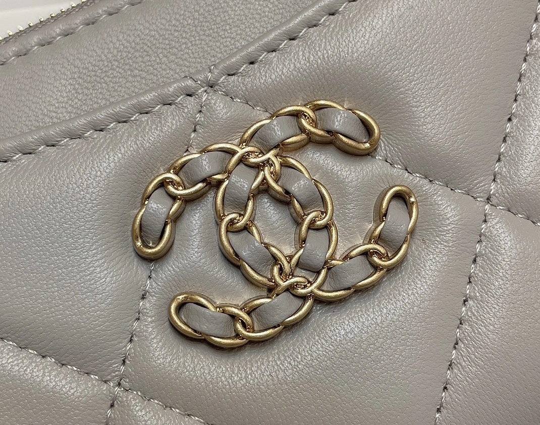 Chanel Card Case Comfortable 4037 - Image 6