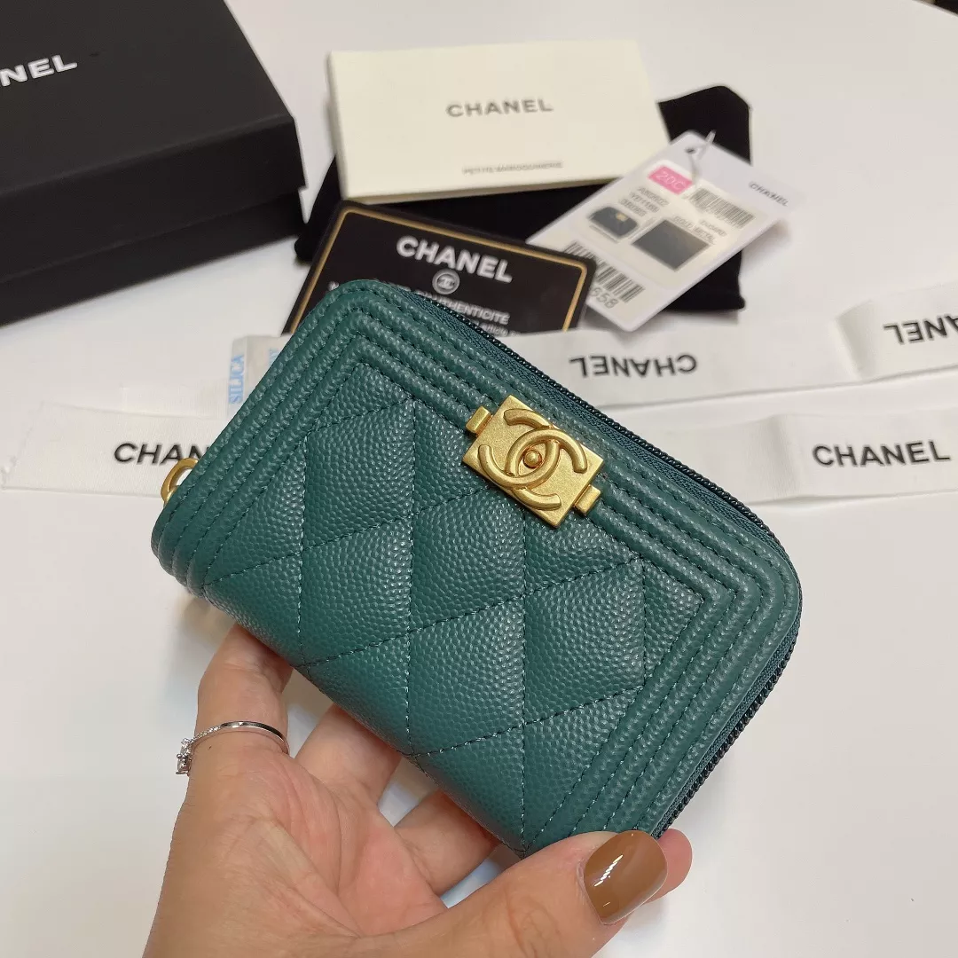Chanel Card Case Cozy 8107