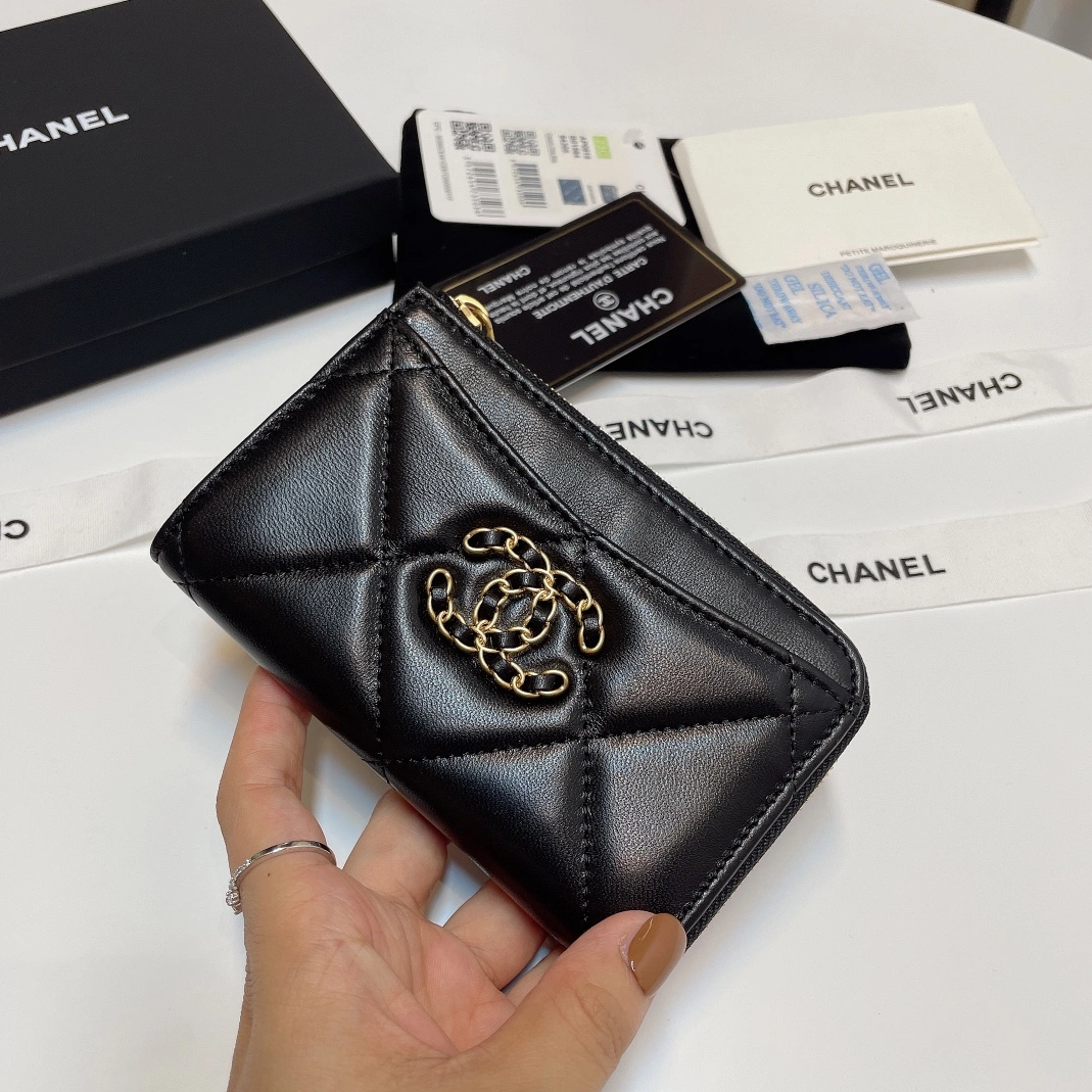 Chanel Card Case Popular 8404