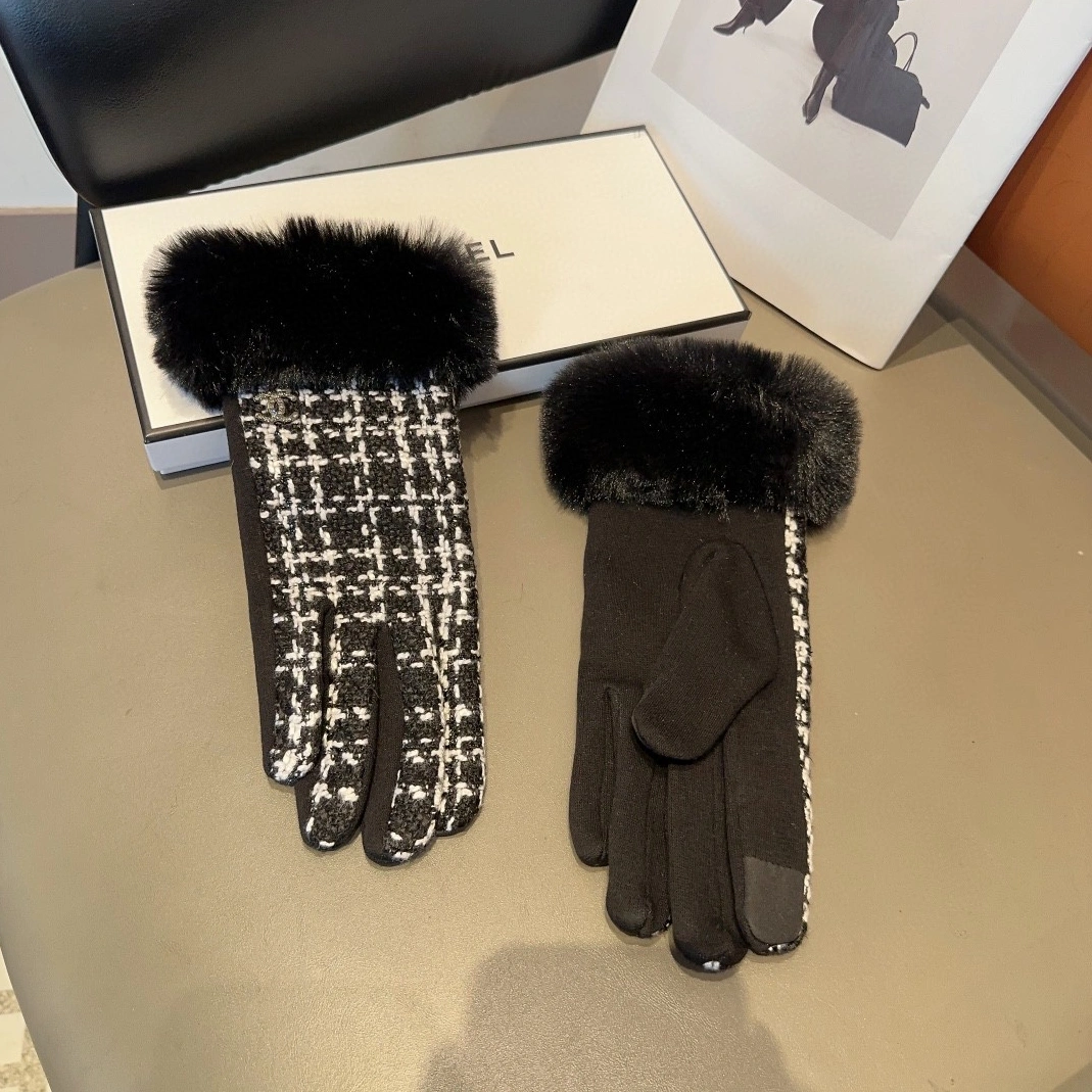 Chanel Gloves Durable 2570