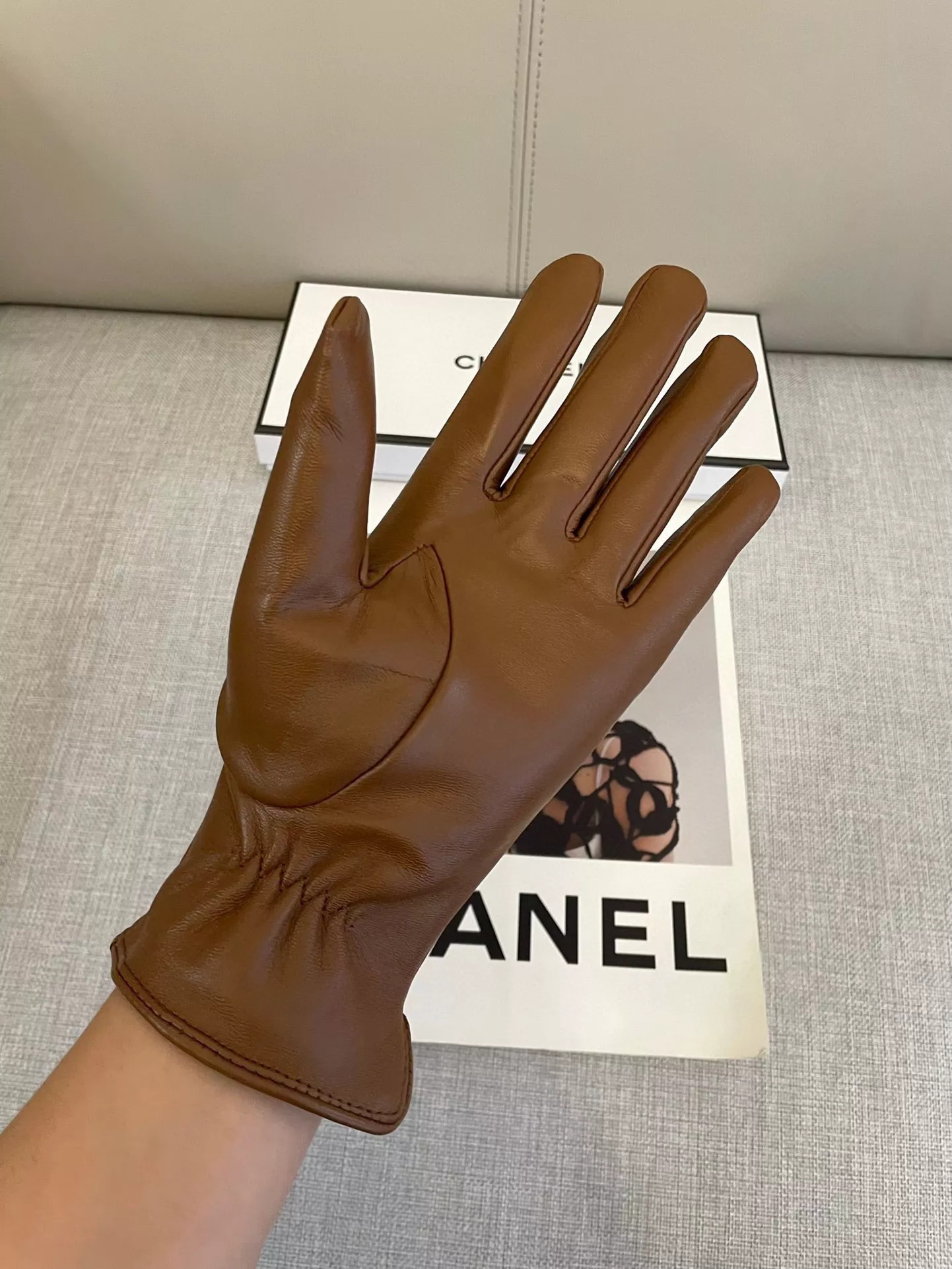 Chanel Gloves For Women Practical 1683 - Image 5