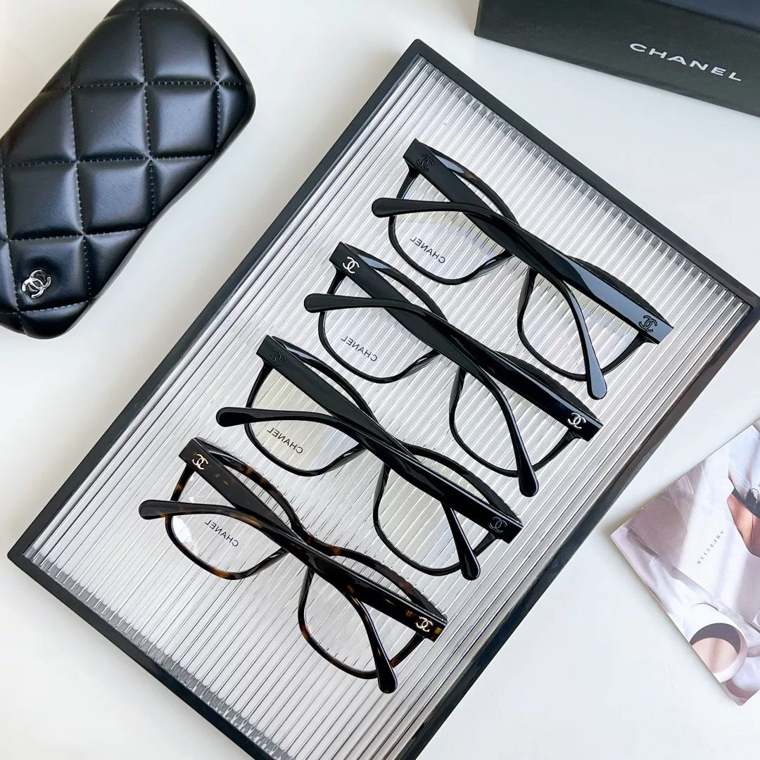 Chanel Goggles Timeless 9688 - Image 3