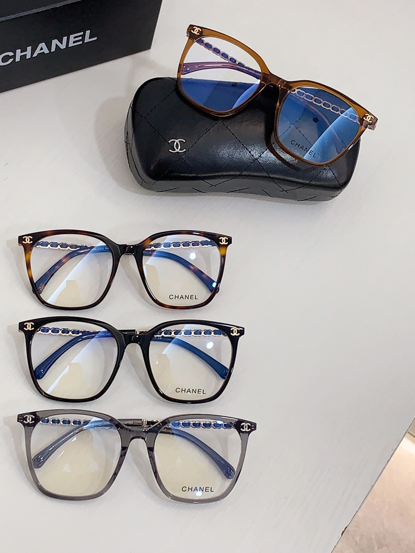 Chanel Goggles UrbanStyle 8977 - Image 4