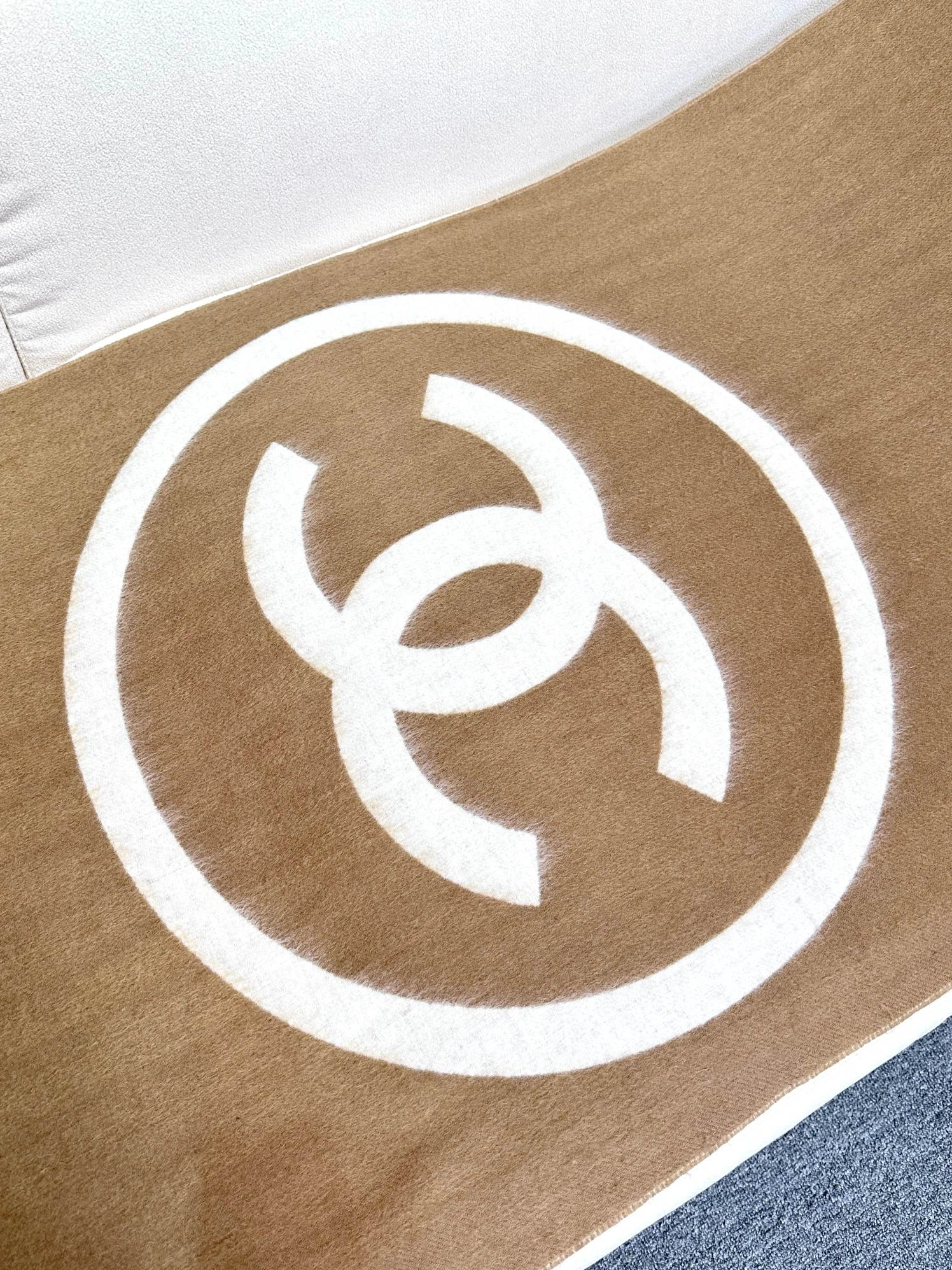 Chanel Scarves Elegant 4802 - Image 4