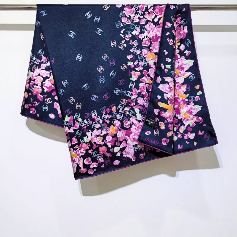 Chanel Silk Squares Trendy 4976 - Image 5