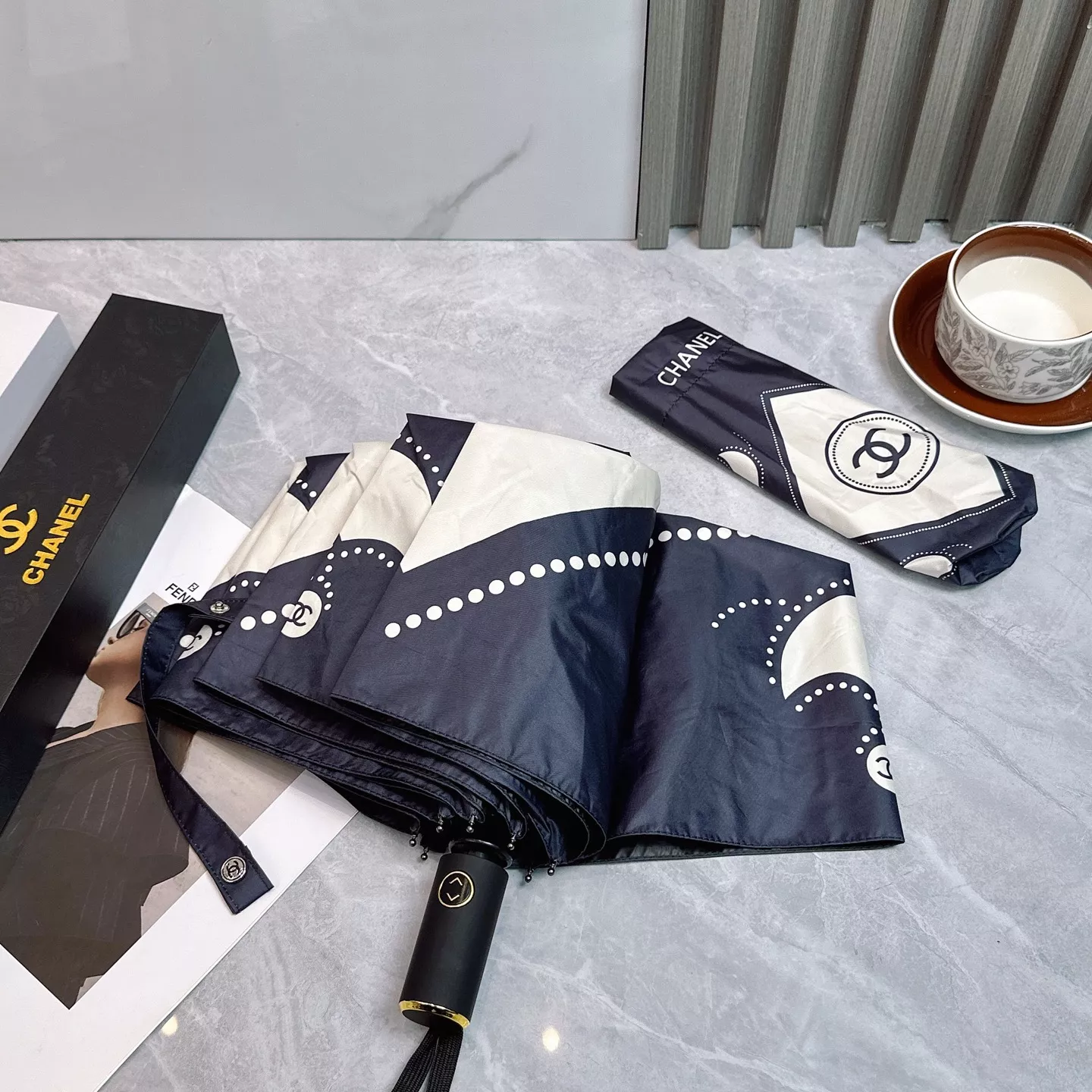 Chanel Umbrellas Cozy 7972 - Image 4