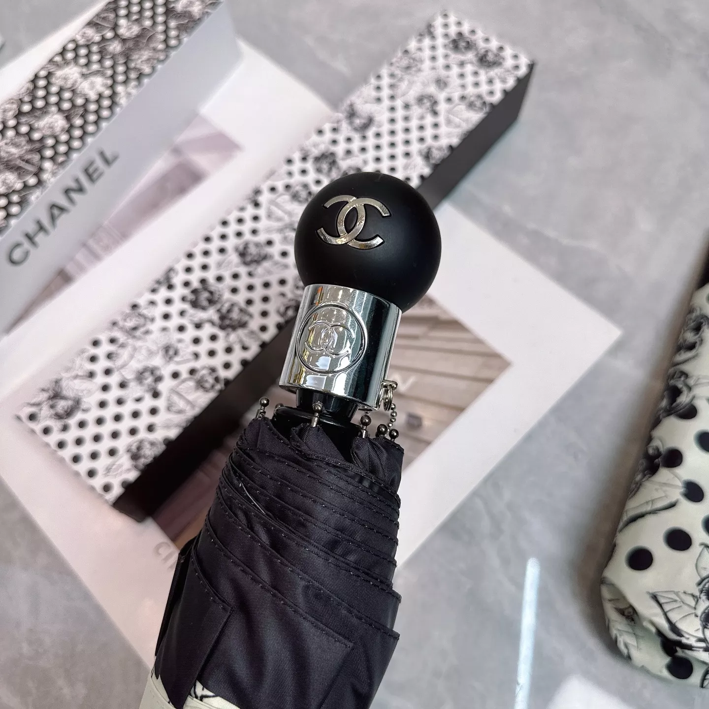 Chanel Umbrellas HighQuality 6646 - Image 3