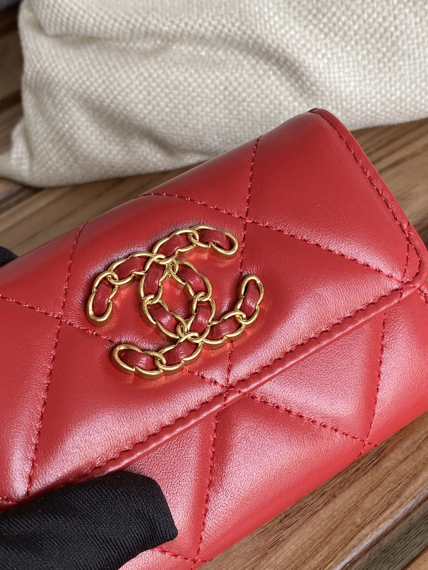 Chanel Wallets Affordable 3197 - Image 6