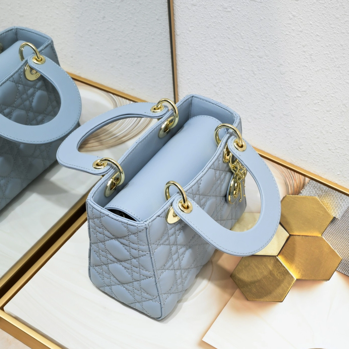 Christian Dior AAA Handbags For Women Vibrant 4211 - Image 6