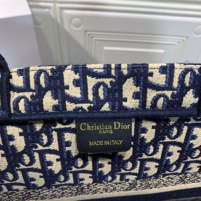 Christian Dior AAA Handbags Minimalist 3918 - Image 9