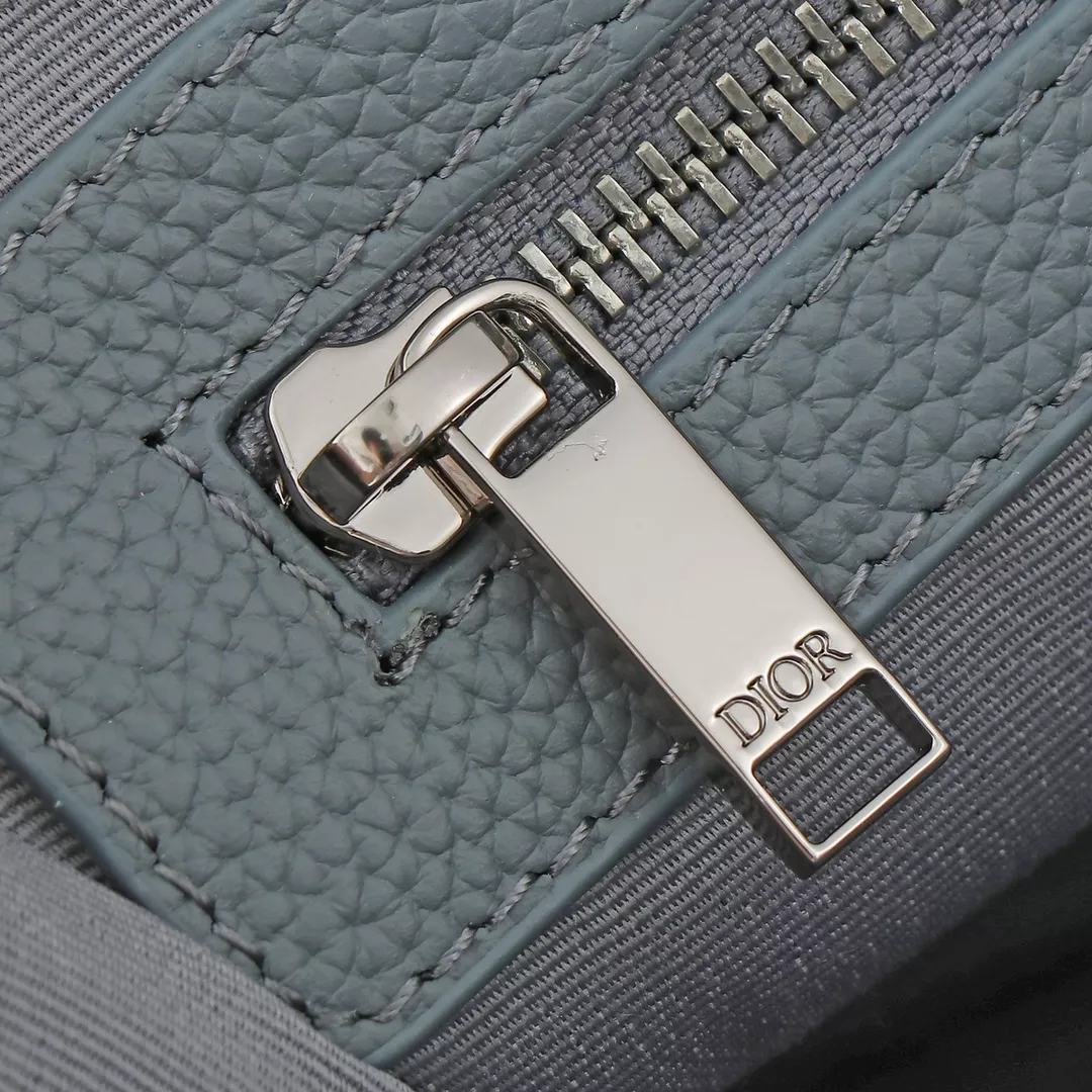 Christian Dior AAA Man Handbags Efficient 9198 - Image 7