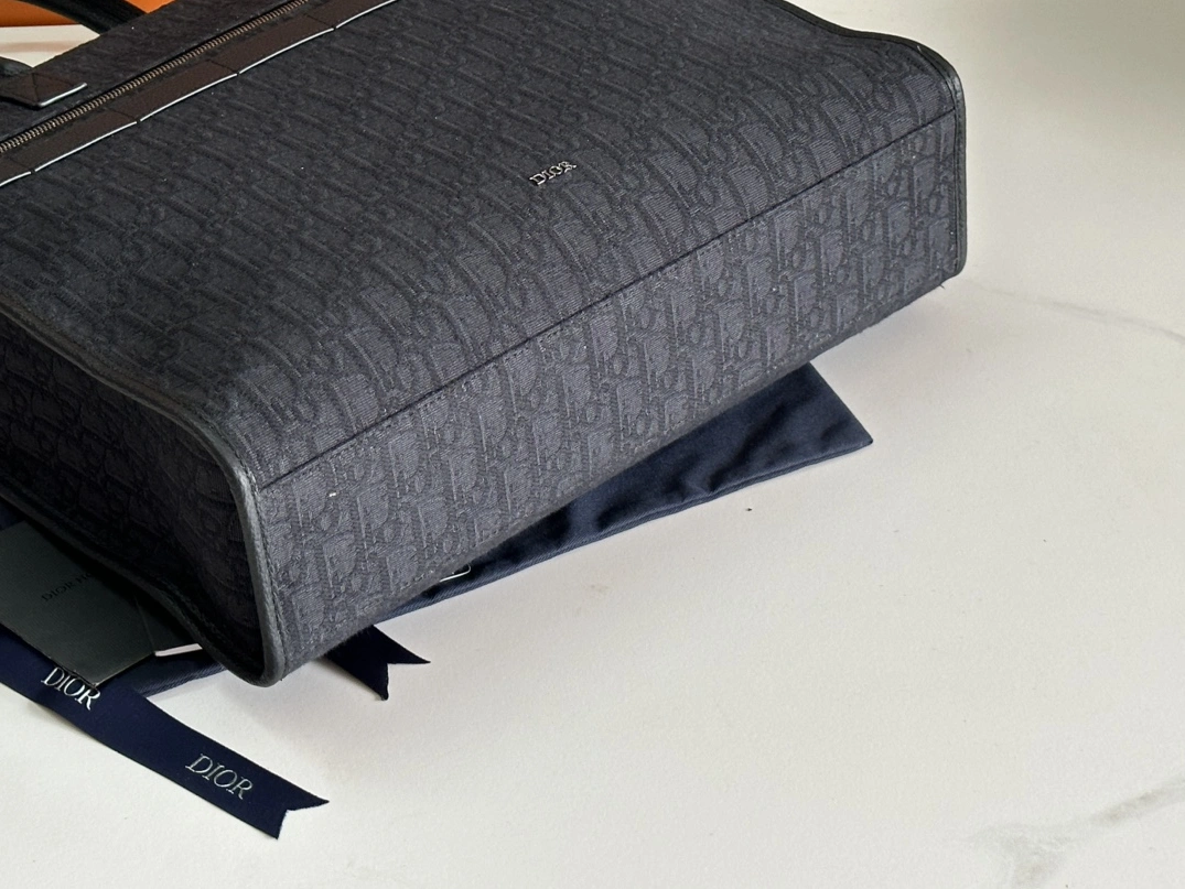 Christian Dior AAA Man Handbags GoAnywhere 2833 - Image 4