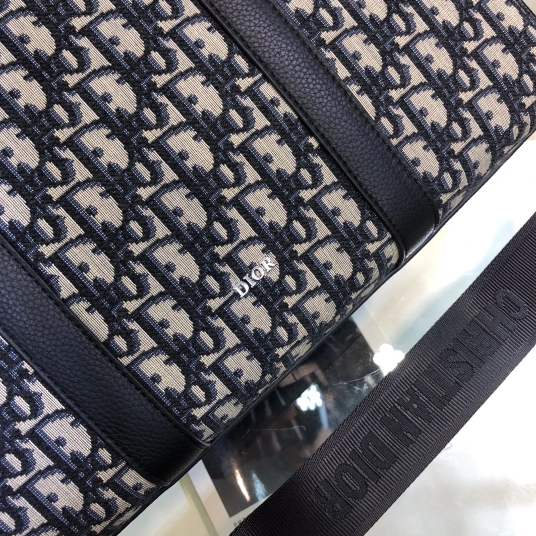 Christian Dior AAA Man Handbags SmartChoice 5781 - Image 4