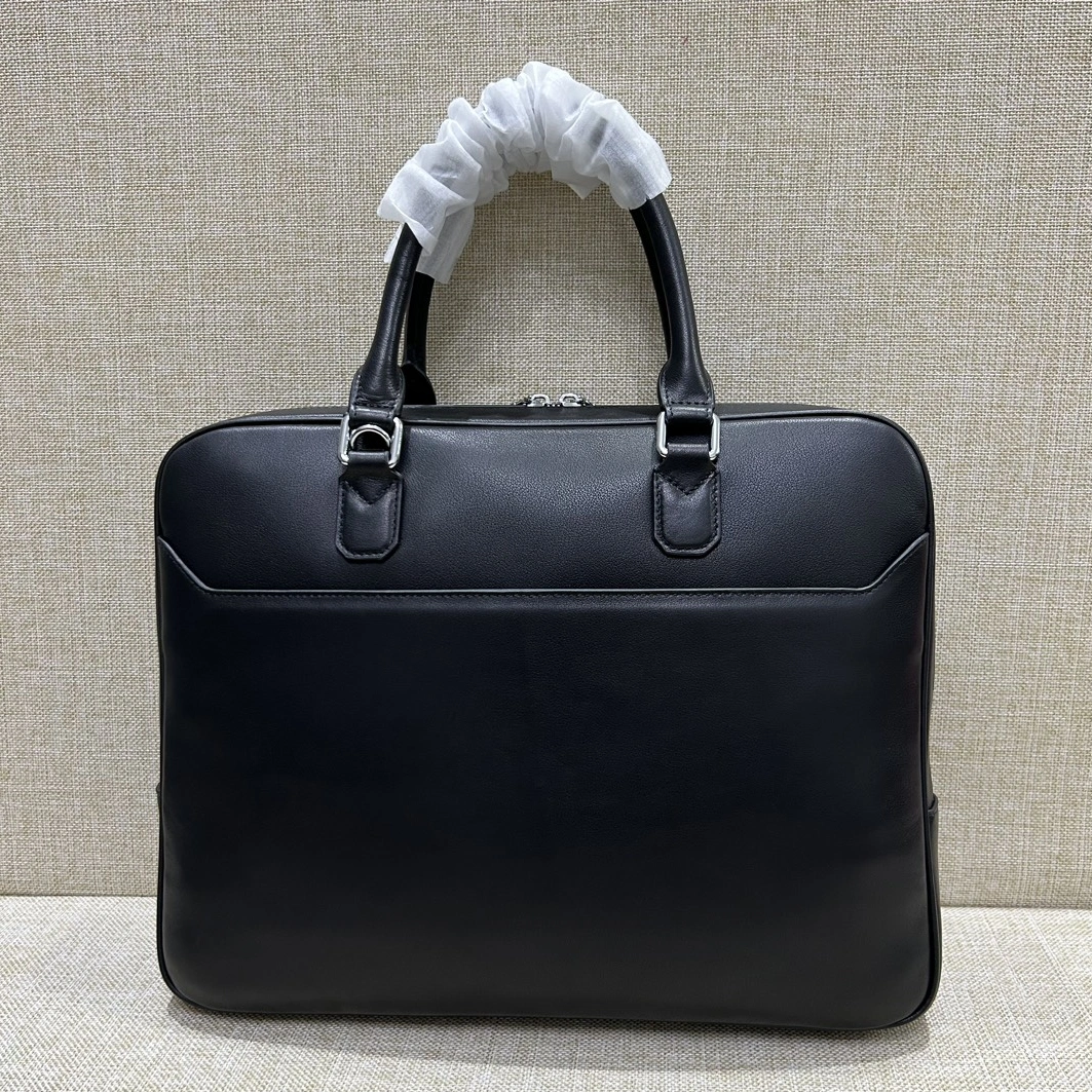 Christian Dior AAA Man Handbags Sophisticated 6526