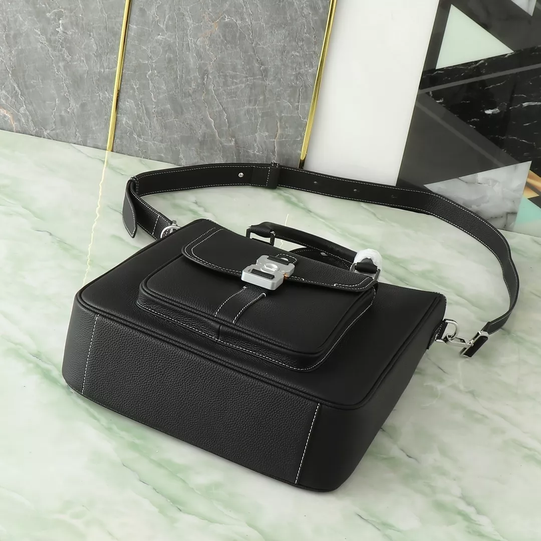 Christian Dior AAA Man Handbags Trendy 3364 - Image 4