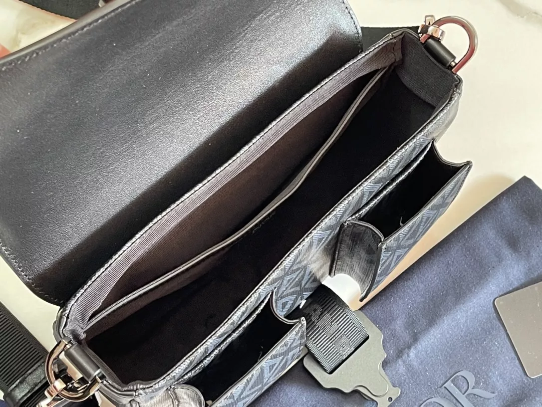 Christian Dior AAA Man Messenger Bags Comfortable 127 - Image 7