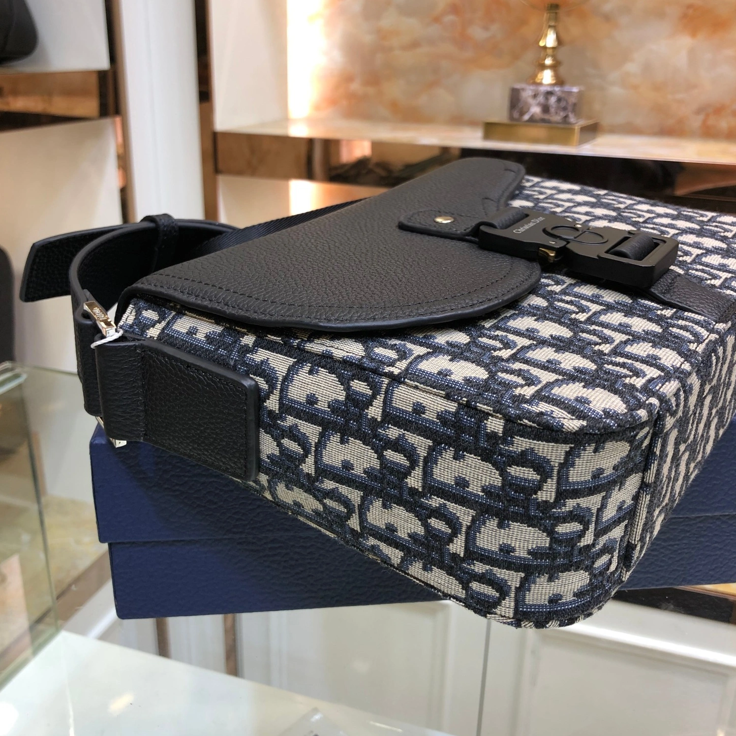 Christian Dior AAA Man Messenger Bags WellDesigned 7471 - Image 4