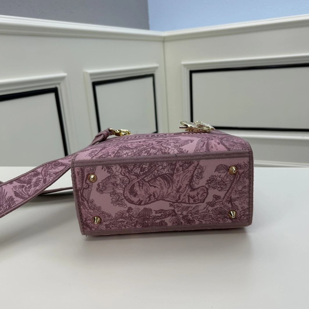 Christian Dior AAA Quality Handbags For Women Efficient 1973 - Image 5