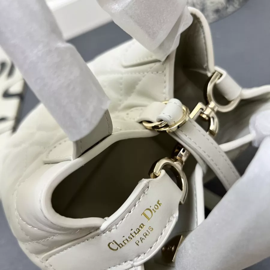 Christian Dior AAA Quality Handbags For Women Elegant 9201 - Image 6