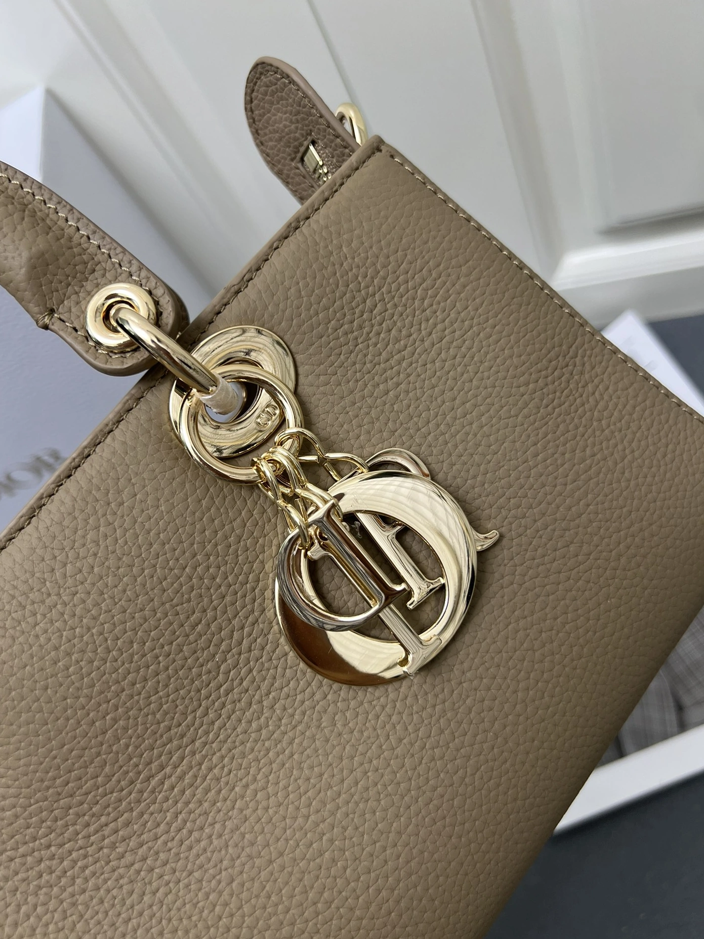 Christian Dior AAA Quality Handbags For Women Fashionable 5440 - Image 4