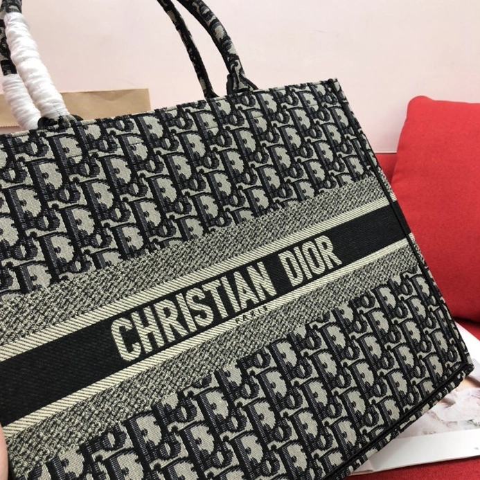 Christian Dior AAA Quality Handbags For Women Functional 555 - Image 3