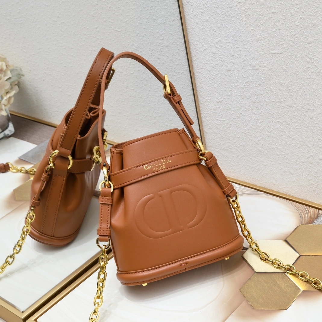 Christian Dior AAA Quality Messenger Bags For Women Cozy 8934 - Image 3