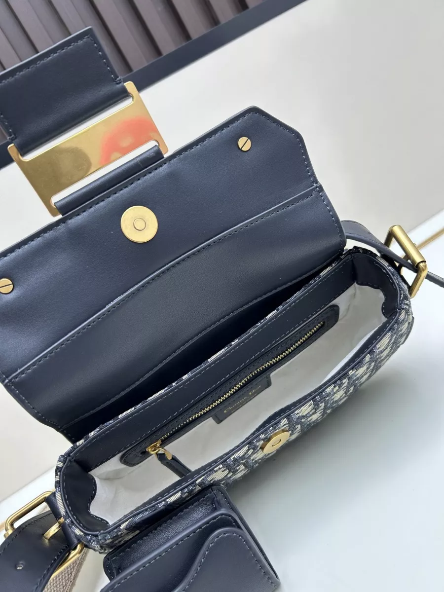 Christian Dior AAA Quality Messenger Bags For Women Flexible 462 - Image 7